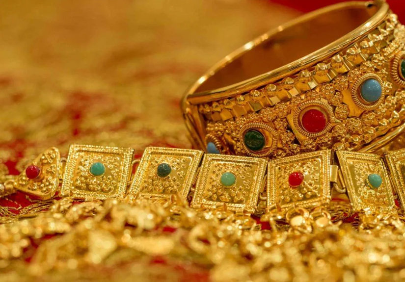 Today Gold and Silver Rates December 31: Check 18, 22 & 24 Carat Prices in Major Indian Cities