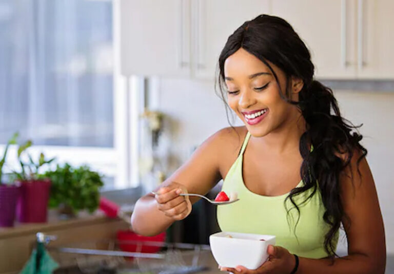 10 Simple Healthy Eating Habits Nutritionists Swear By in 2026